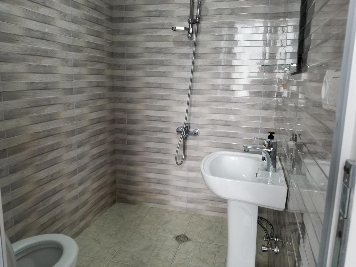 Milla Hotell Kazbegi Exteriör bild